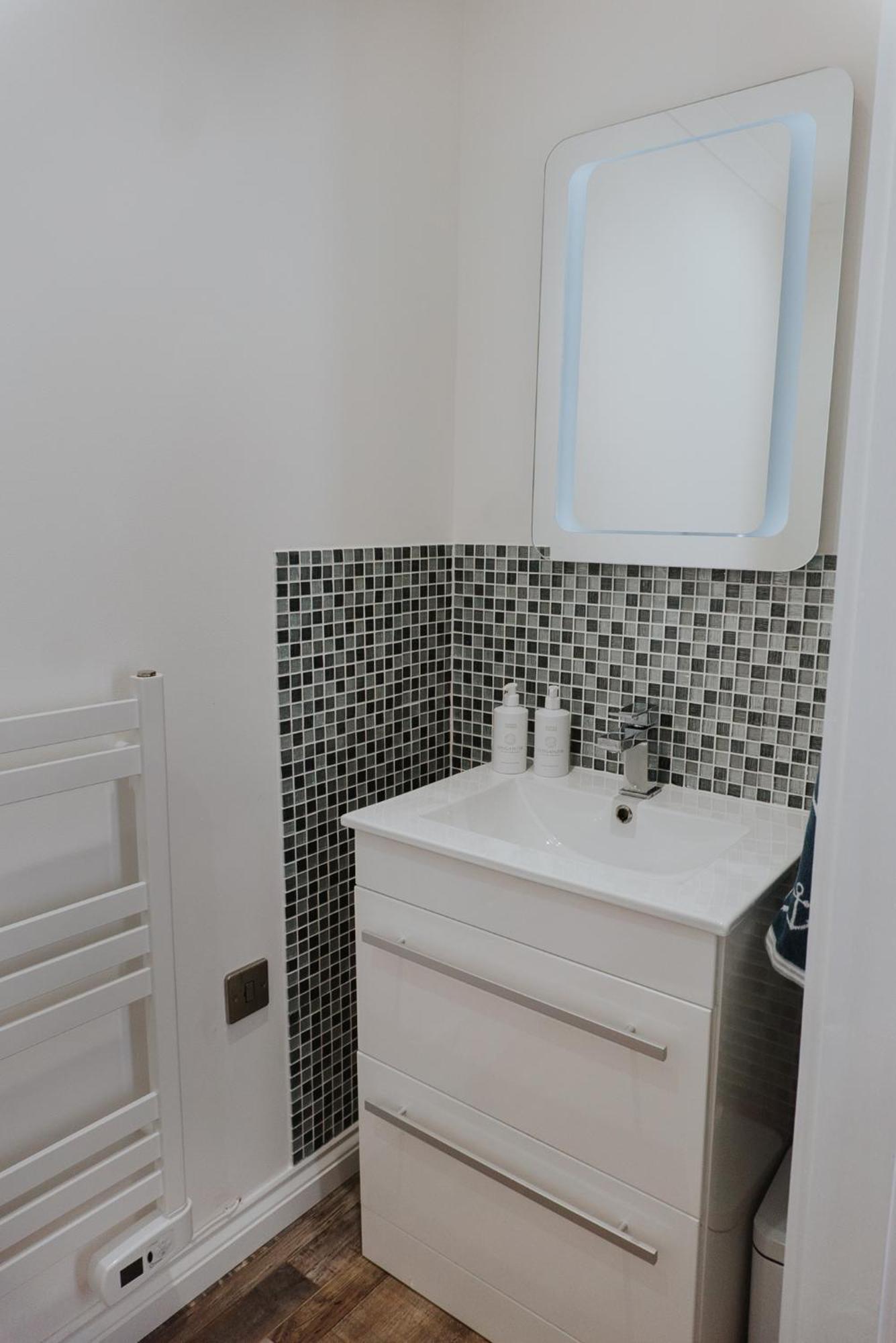 Fisherman'S Cottage Vatisker Экстерьер фото
